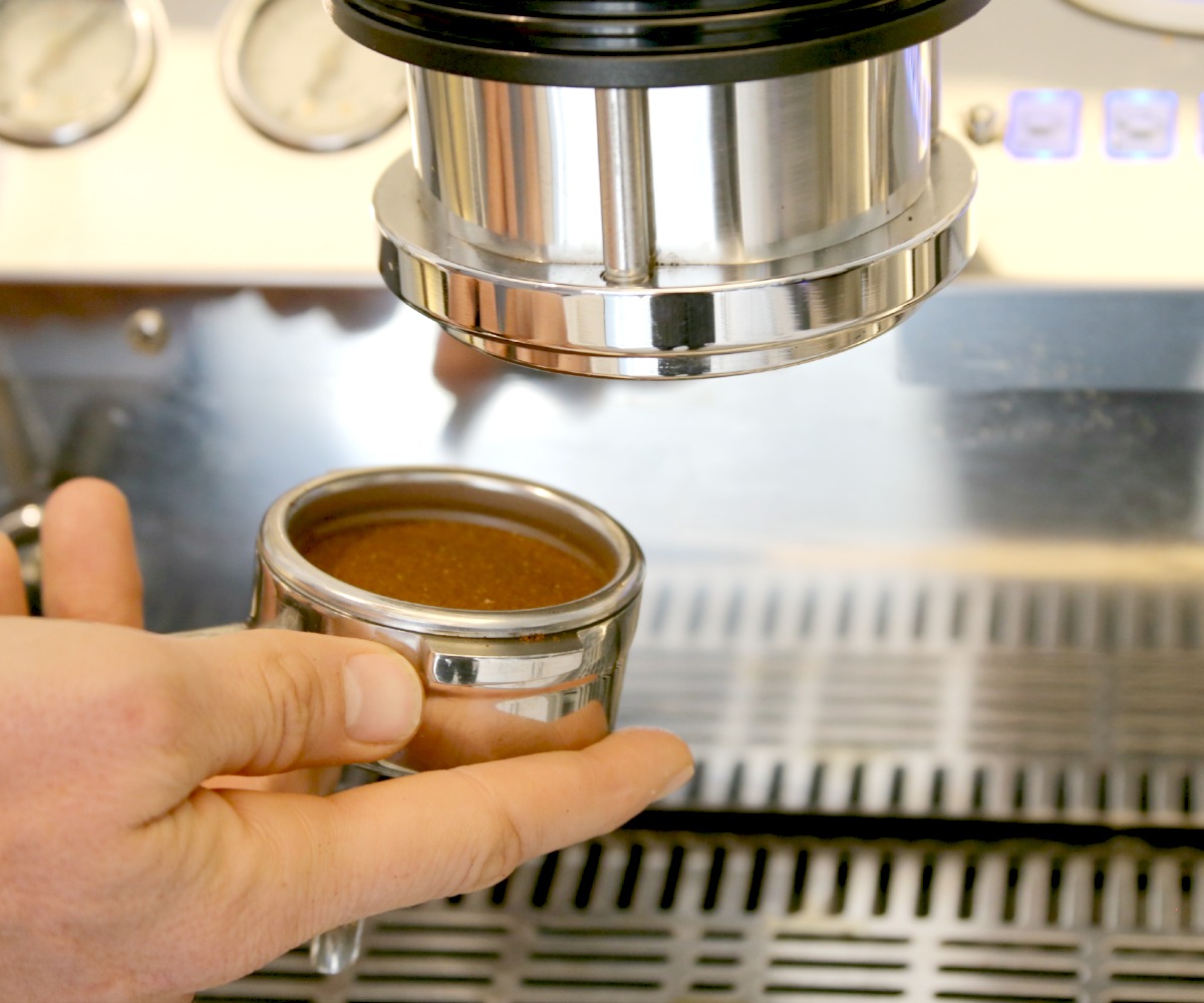 How To Make A Perfect Espresso Shot Using Espresso Machine | TeaCoffeeCup